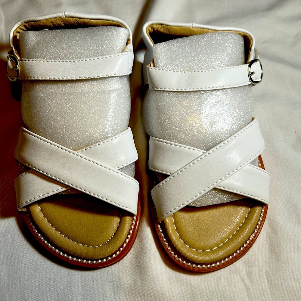 Kolan sandals